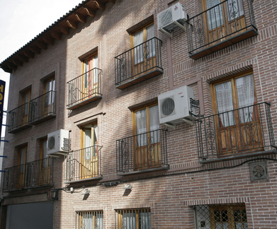 home-1-star-hotel-guadalajara.jpg
