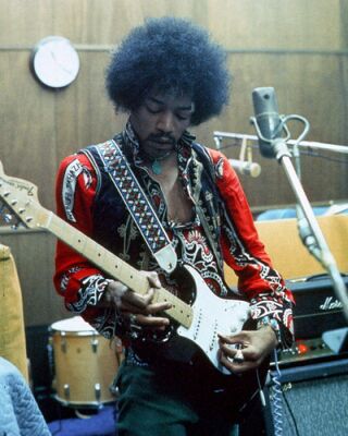 hendrix-jimi-photo-jimi-hendrix-6229645.jpg