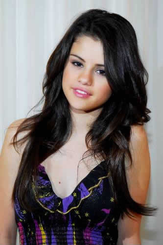 Selena_Gomez_hairstyles_pictures_4.jpg