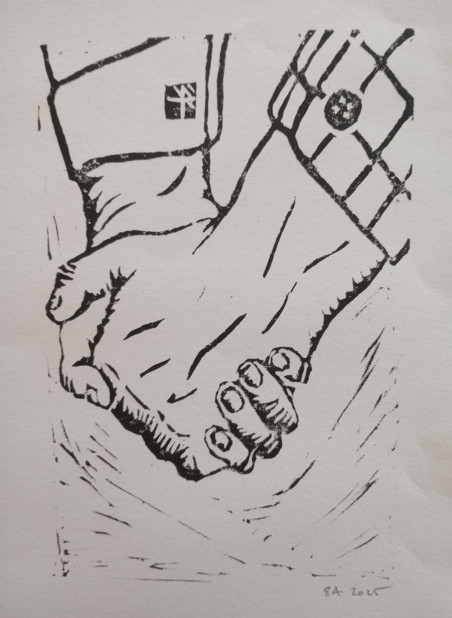 linocut_holding hands.jpg