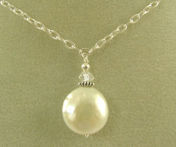 pearl_necklace_simple_coin_small.jpg