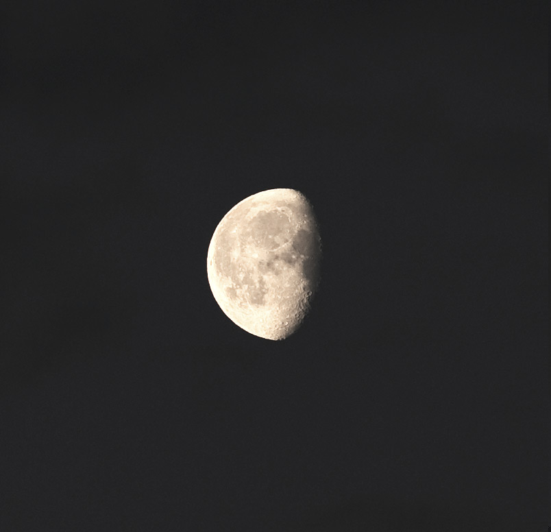Th-Moon-IN-detail2.jpg