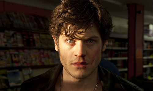 iwan-rheon.jpg